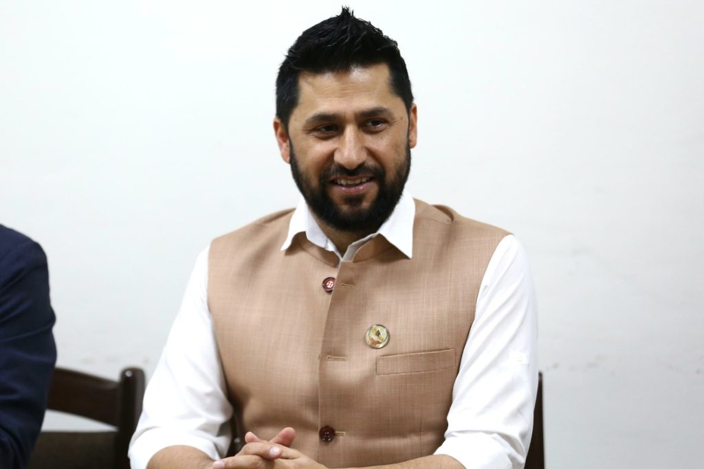 ‘गिरफ्तारी दिन झोला बोकेरै पार्टी कार्यालय धाइरहेको छु’